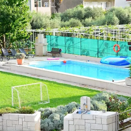 Solo Luxury Family App In Nature Park * Ploce (Dubrovnik-Neretva)