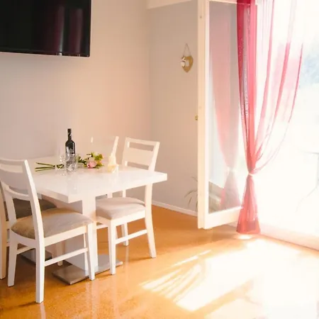 Solo Luxury Family App In Nature Park Lejlighed *