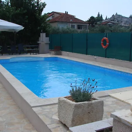 Solo Luxury Family App In Nature Park Ploce (Dubrovnik-Neretva)