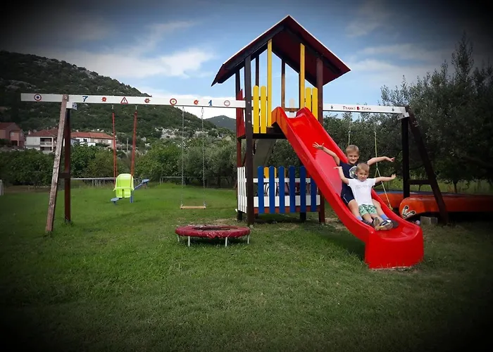 Solo Luxury Family App In Nature Park Apartment *