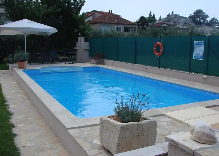 Solo Luxury Family App In Nature Park Ploce (Dubrovnik-Neretva)