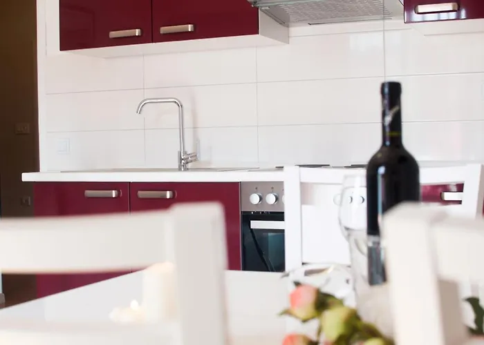 Solo Luxury Family App In Nature Park Apartment